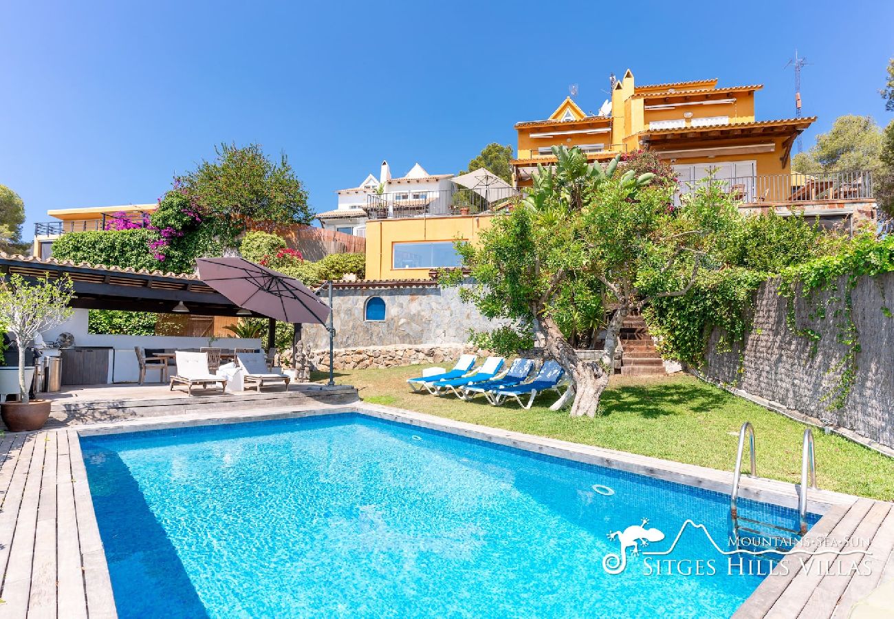 Villa in Sant Pere de Ribes - Villa Miramar