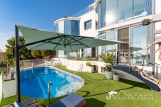 Villa in Sitges - Villa La Palmera