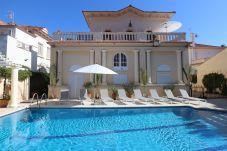 Villa in Sitges - Villa Montenegro