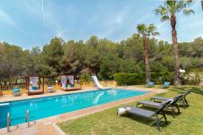 Country house in Vilanova i la Geltru - Villa Pasadena